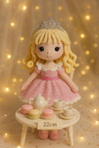 Handgehäkelte Amigurumi-Figur – Ansicht 3 – Maschenblüte