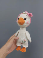 Gehäkelte Entenfigur als weiches Geschenk – Ansicht 6 – Maschenblüte