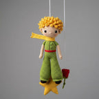 Gehäkeltes Baby-Mobile mit Kleiner-Prinz-Motiv – Ansicht 4 – Maschenblüte