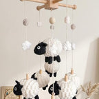 Gehäkeltes Schaf-Mobile, handgemachtes Baby-Mobile fürs Kinderzimmer, süßes Schaf-Dekor, weiche Wolle-Babyzimmer-Geschenk, anpassbar