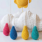 Gehäkeltes Wolken-Regentropfen-Mobile, Regenbogen-Kinderzimmerdekoration, Babyparty-Geschenk, Krippendekoration