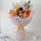 Häkelstrauß zum Abschluss, Amigurumi-Blume mit individueller Puppe, Andenken an die Klasse 2026, handgemachte Blumen für immer, Geschenk für Sie