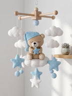 Handgefertigtes Häkel-Bär-Baby-Mobile, Schlafendes Bär-Kinderzimmer-Mobile, Gehäkelte Sterne und Wolken, personalisiertes Babyzimmer-Dekor-Geschenk